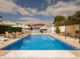 Lovely Home In Guillena With Wifi