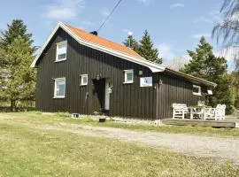 Lovely Home In Enebakk With Wifi