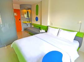 POP! Hotel Airport Jakarta, отель в городе Тангеранг