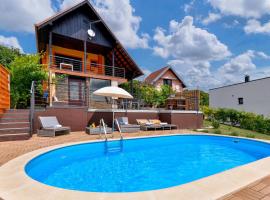 Nice Home In Sveti Ivan Zelina With Outdoor Swimming Pool, cabaña o casa de campo en Sveti Ivan Zelina