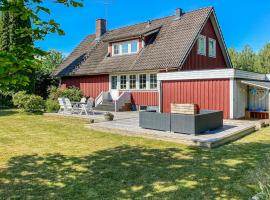 Cozy Home In Vittaryd With Wifi, vacation rental in Vittaryd