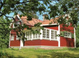 Gorgeous Home In Vimmerby With Wifi, puhkemajutus sihtkohas Vimmerby