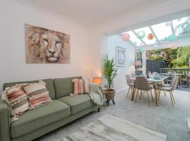 Forever Summer, holiday home in Lymington