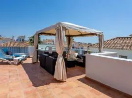 Luxury Spa and golf villa Denton