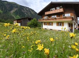 Appartements Willi, hotel v mestu Schoppernau