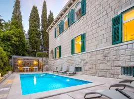 Stone Villa Majestic w Pool - Split Center