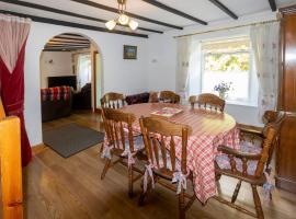 Thorn cottage, pet-friendly hotel in Fishguard