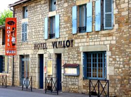 Logis Hôtel Restaurant Vuillot, hotell med parkeringsplass i Cuiseaux