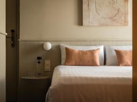 The Bloom by Pillow, hotel a Girona
