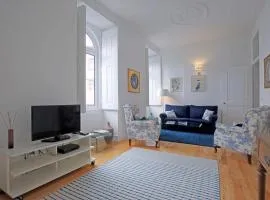 Portas do Castelo Apartments