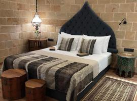 Utopia Luxury Suites - Old Town, hotel near Yeni Hammam, Rhodes Town