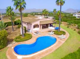 Villa Bauza by Villa Plus