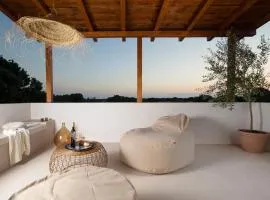 Andresitas Palace - Tropical Castle with Rooftop Terrace