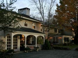 Deerhill Inn, hotel perto de Mount Snow Resort, West Dover