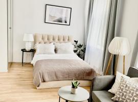 Suites by Riga Old Town، فندق في ريغا