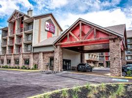 Best Western Plus Apple Valley Lodge Pigeon Forge, hotel cerca de Hatfield & McCoy Dinner Show, Pigeon Forge