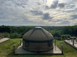 Looe Yurts – luksusowy kemping w Looe