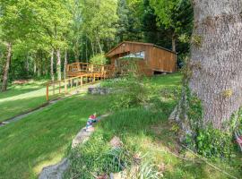 Bluebell Cottage, хотел близо до Surf Snowdonia, Ланруст