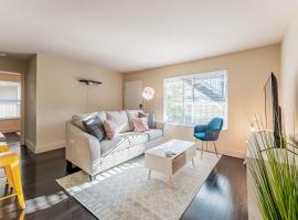 Extended Stay Apartments Next to Downtown, hotel in Austin