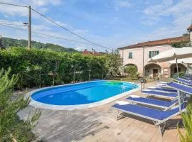 Cozy Home In Castagnetoli