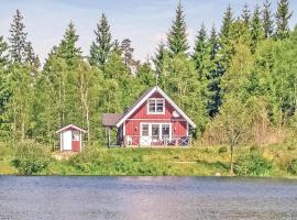 Nice Home In Lngaryd With 3 Bedrooms, hotel with parking in Långaryd