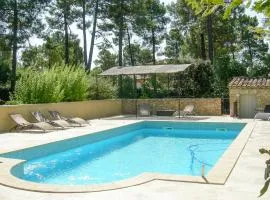 Beautiful Home In Roussillon With Outdoor Swimming Pool, Wifi And 2 Bedrooms