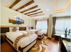 Satkar Boutique Home