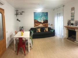 Motorhome beach house, hotel v destinaci Sant Josep de sa Talaia