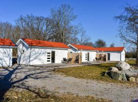 Lovely Home In Hassl With Kitchen, ξενοδοχείο σε Hasslö