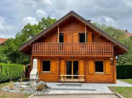 CHALET 6 PERS INDEPENDANT PROCHE CENTRE ET LAC, Hotel in Gérardmer