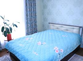 Guest House Oimo, habitación en casa particular en Balykchy