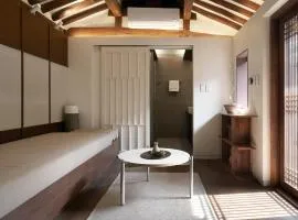 Luxury hanok with private bathtub - SW08