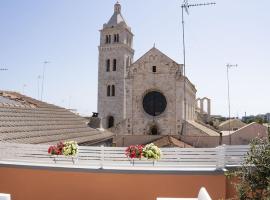 Duomo Guest House, hotel u gradu Barleta