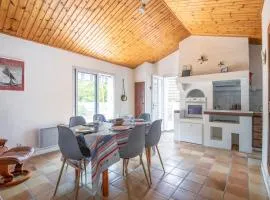 Grande maison pour 6 personnes - 300m de la plage