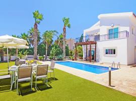 Villa Basil - 50m from Med Sea