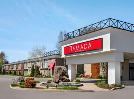 Ramada by Wyndham Cornwall, hotel em Cornwall