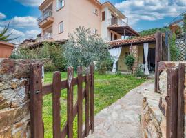 Il Vecchio Faro Apartments - Happy Rentals – hotel w mieście Porto San Paolo