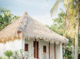 Umah Ilu Island Retreat Penida, villa in Toyapakeh