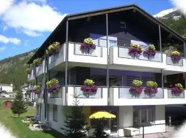 ALCAZAR apartments