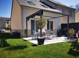 Chambre chez particulier proche circuit 24h, hotel in Le Mans