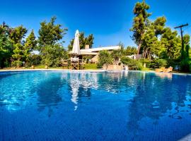 Viesnīca Sani Forest Luxury Villa pilsētā Pirgossani