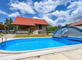 Amazing Home In Stubicke Toplice With Heated Swimming Pool – dom wakacyjny w mieście Stubicke Toplice