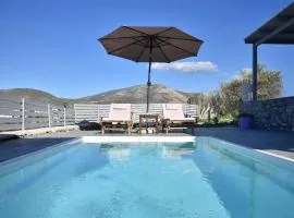 Blue View Villa Apartment #2 With Shared Pool