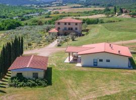 Agriturismo La Steccaia Alta – gospodarstwo agroturystyczne w mieście Sasso dʼOmbrone