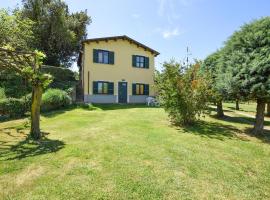 Stunning Home In Valentano With Kitchen, budget hotel sa Valentano