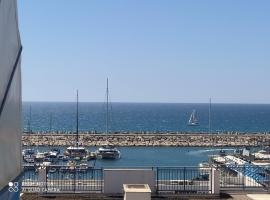 סוויטה מול הים, hotel in Asjkelon