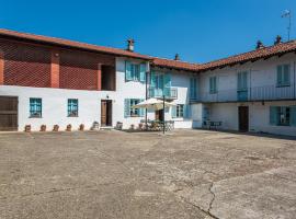cascina Abelloni, country house in Diano dʼAlba