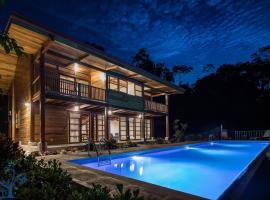 Luxury Villa Panorama Verde Pool House, hotell sihtkohas Punta Uva
