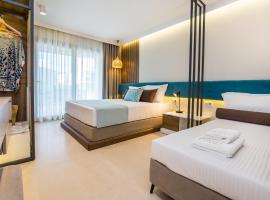 Elegant Corner Superior Rooms & Apartments