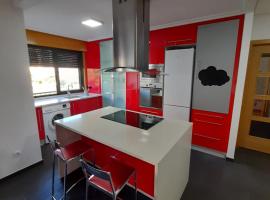 PISO NUEVO EN MOA&Ntilde;A